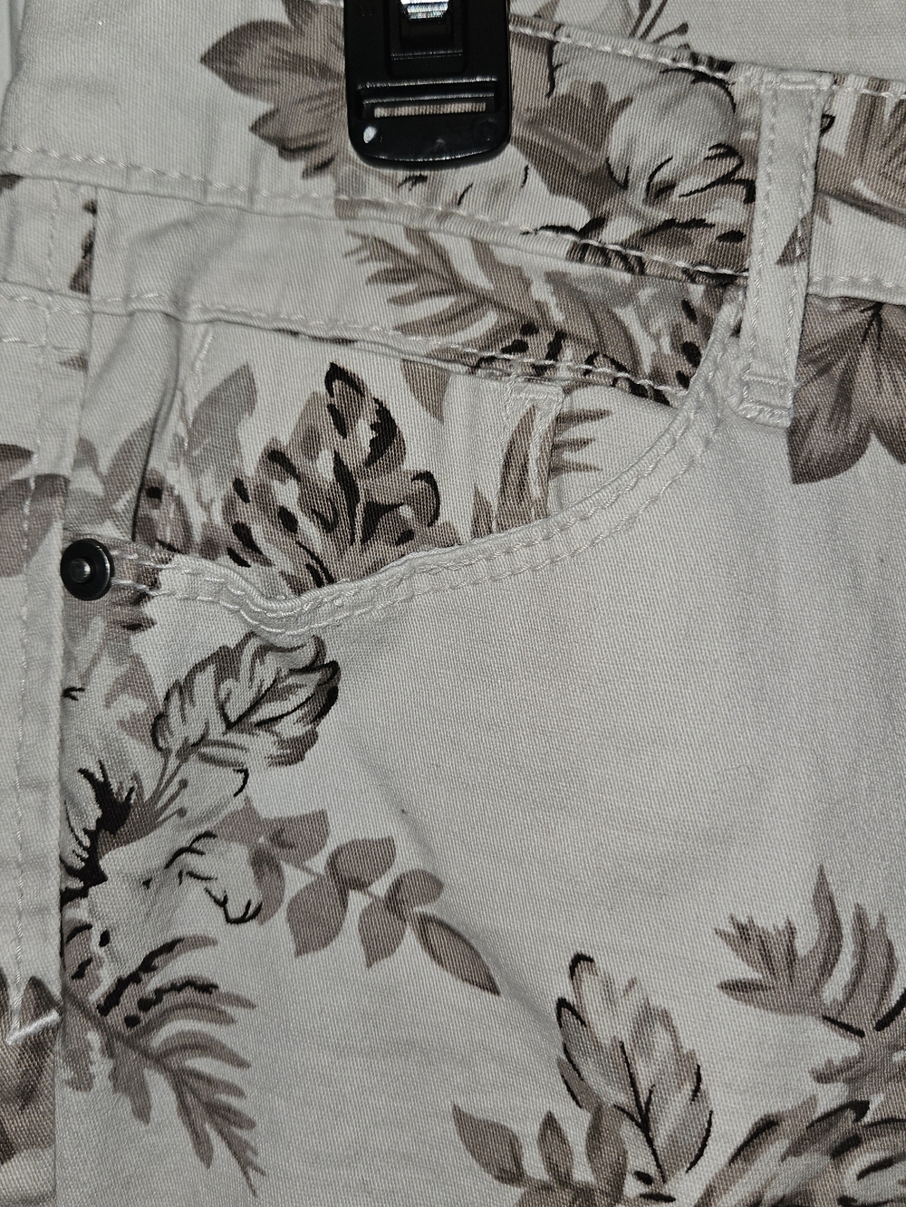 Metaphor Beige Floral-Print Pants 12 - Picture 4 of 7